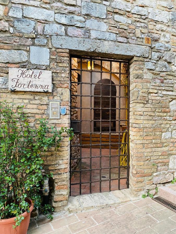 Hotel La Fortezza อัสซิซี ภายนอก รูปภาพ