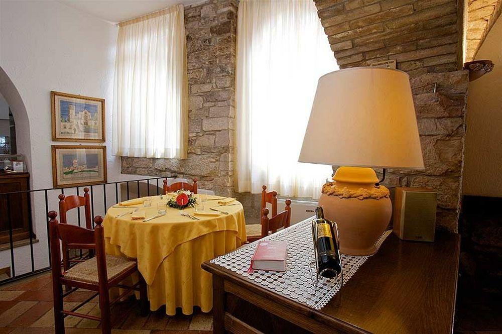 Hotel La Fortezza อัสซิซี ภายนอก รูปภาพ